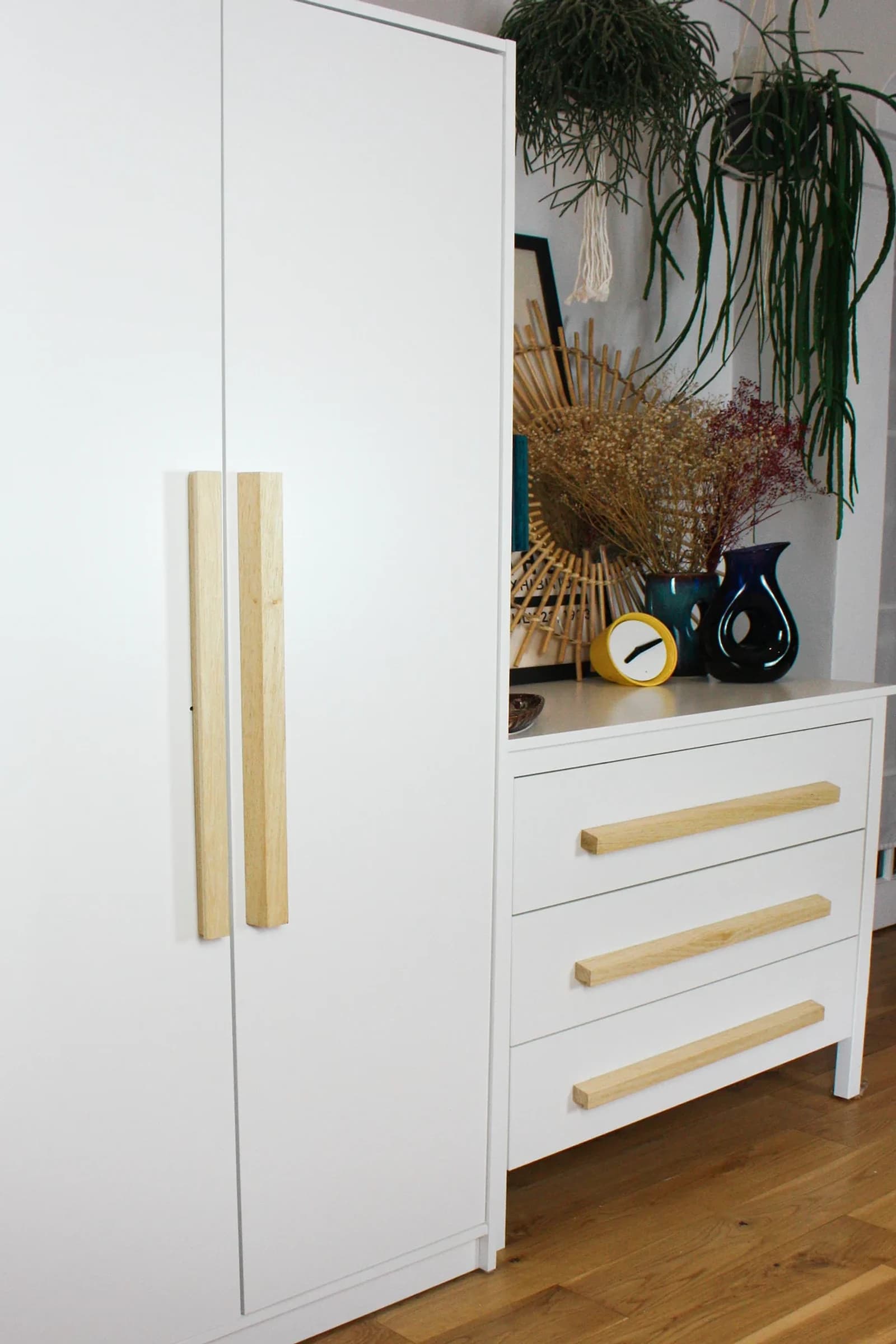 Oak Bevel Edge Handle