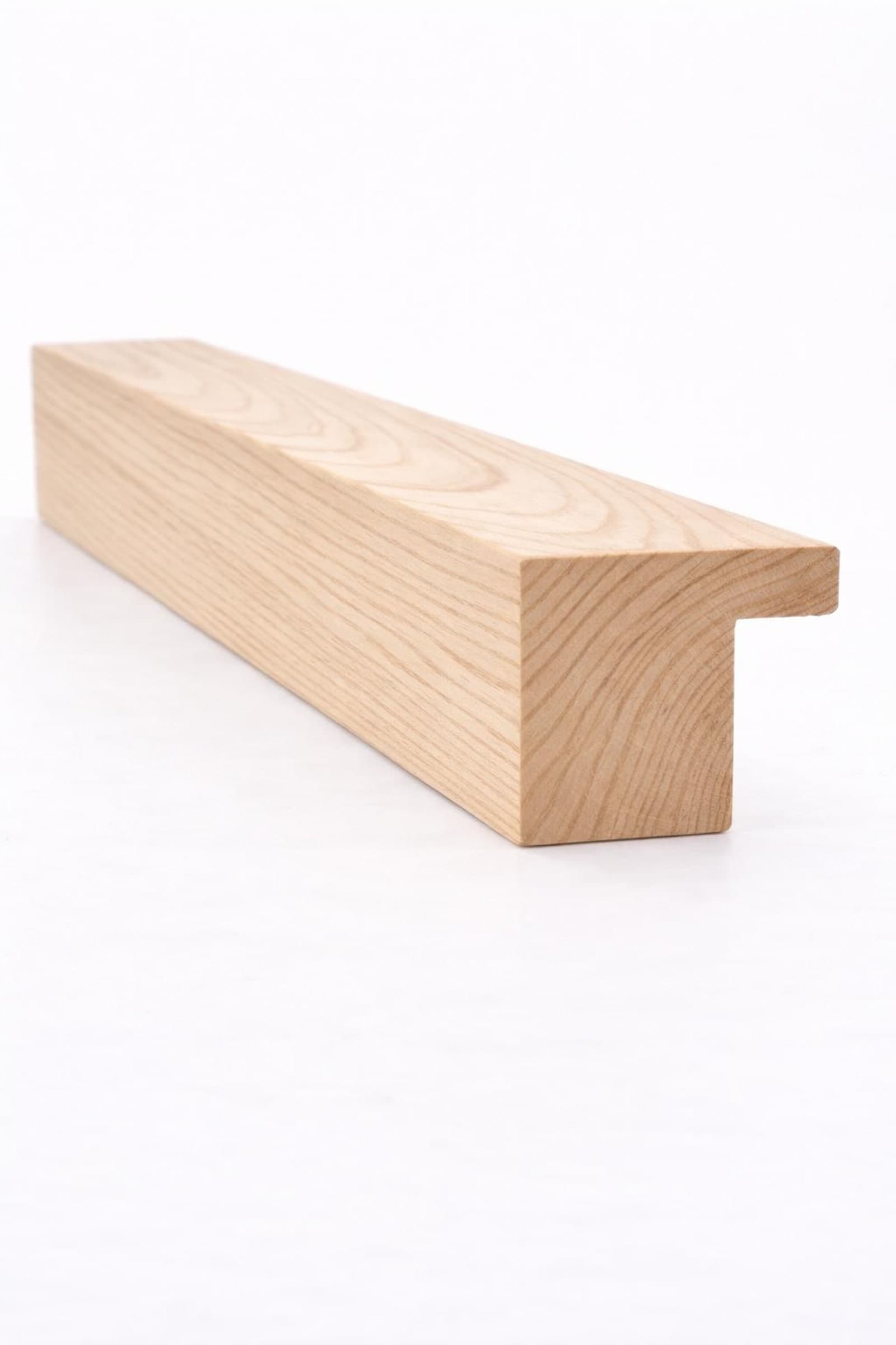 Ash L-Shaped Handle