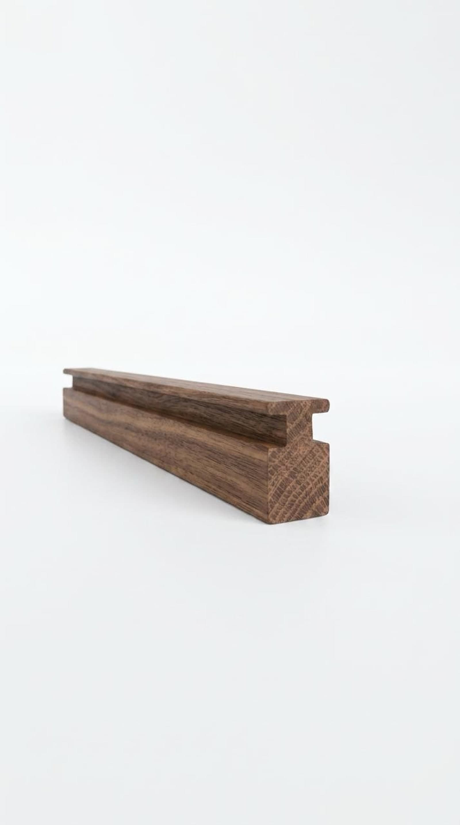 Walnut Ridge Handle