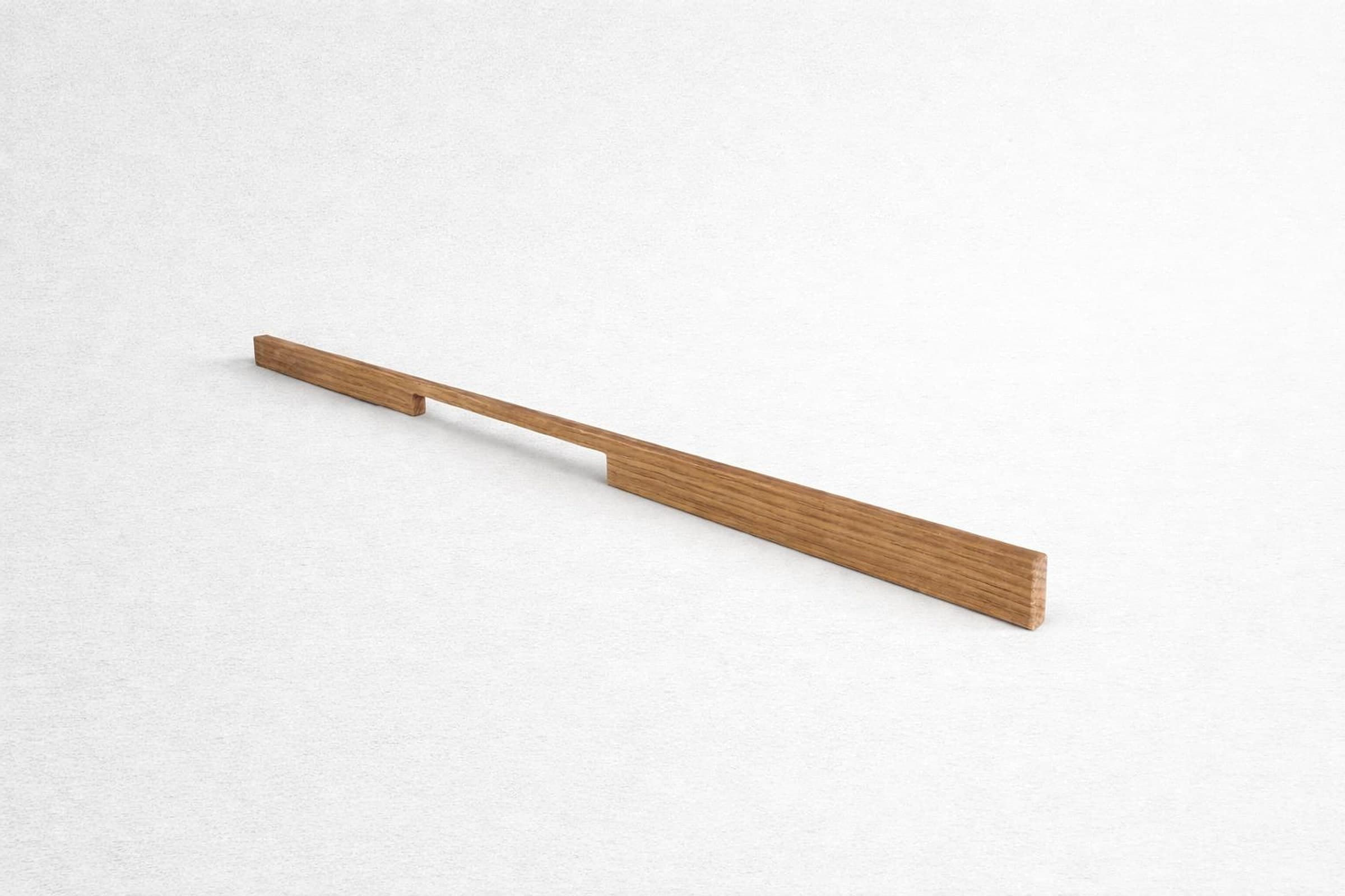 Oak Cut-Out Handle