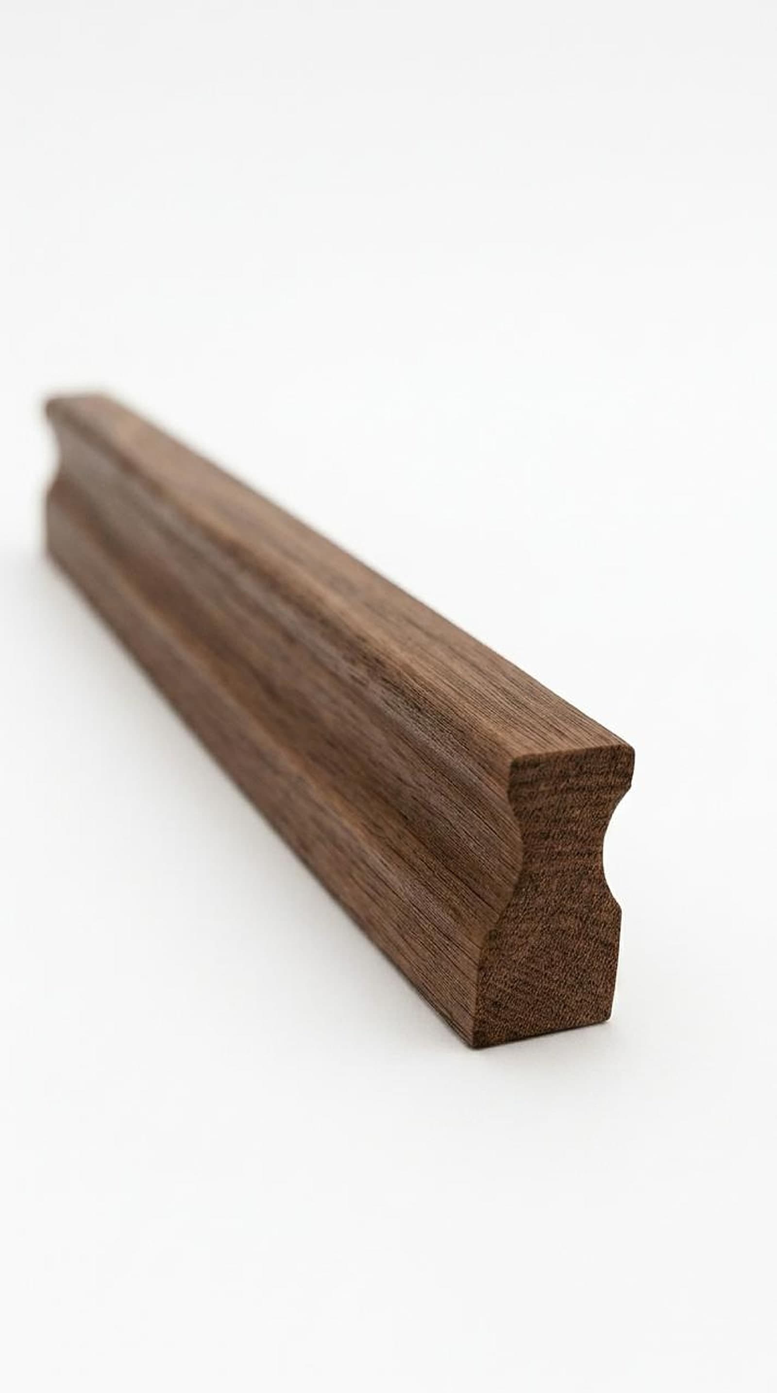 Walnut Contour Handle